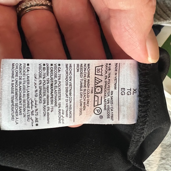 Old Navy Taylor Trouser Black XL - Picture 4 of 6